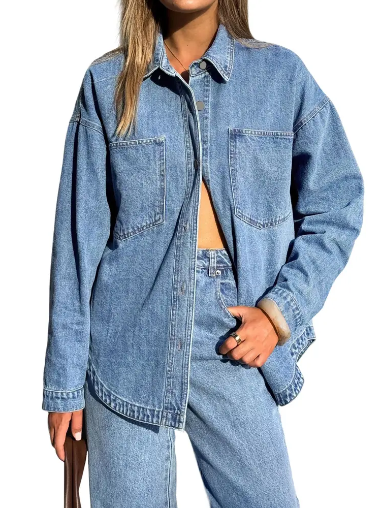 Women’s Relaxed Denim Shirt Jacket With Pockets & Curved Hem