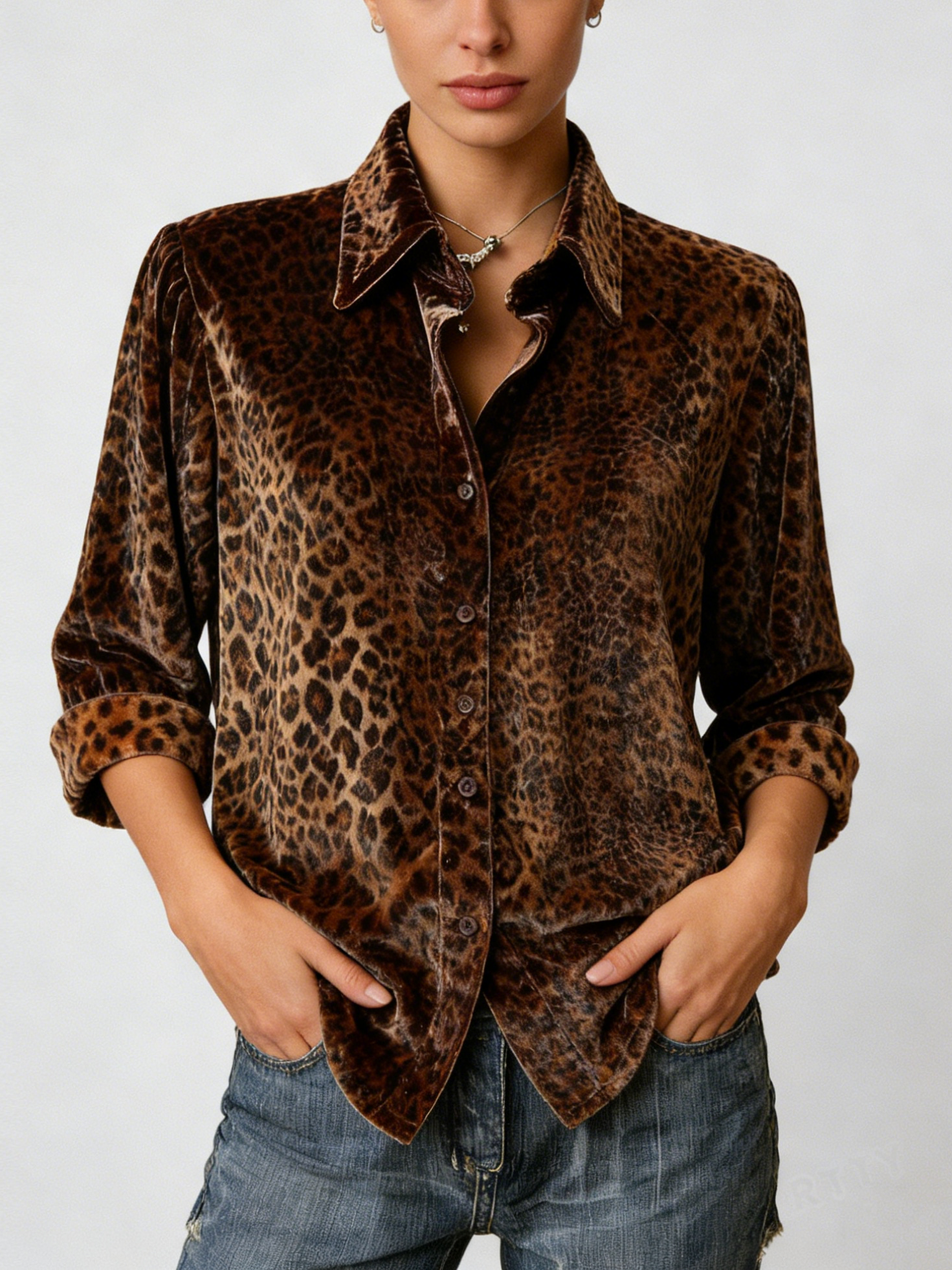 Leopard Print Collared Three Quater Sleeve Velvet Top