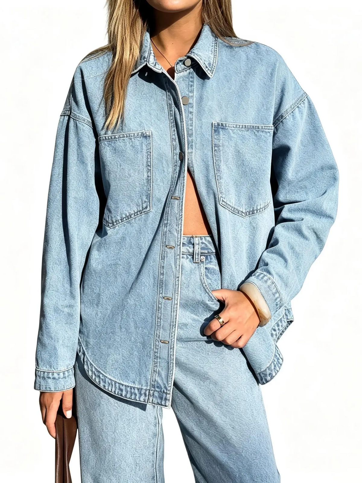 Women’s Relaxed Denim Shirt Jacket With Pockets & Curved Hem