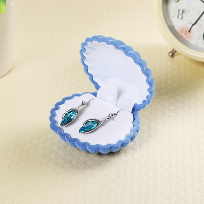 Shell-Shaped Velvet Jewelry Box