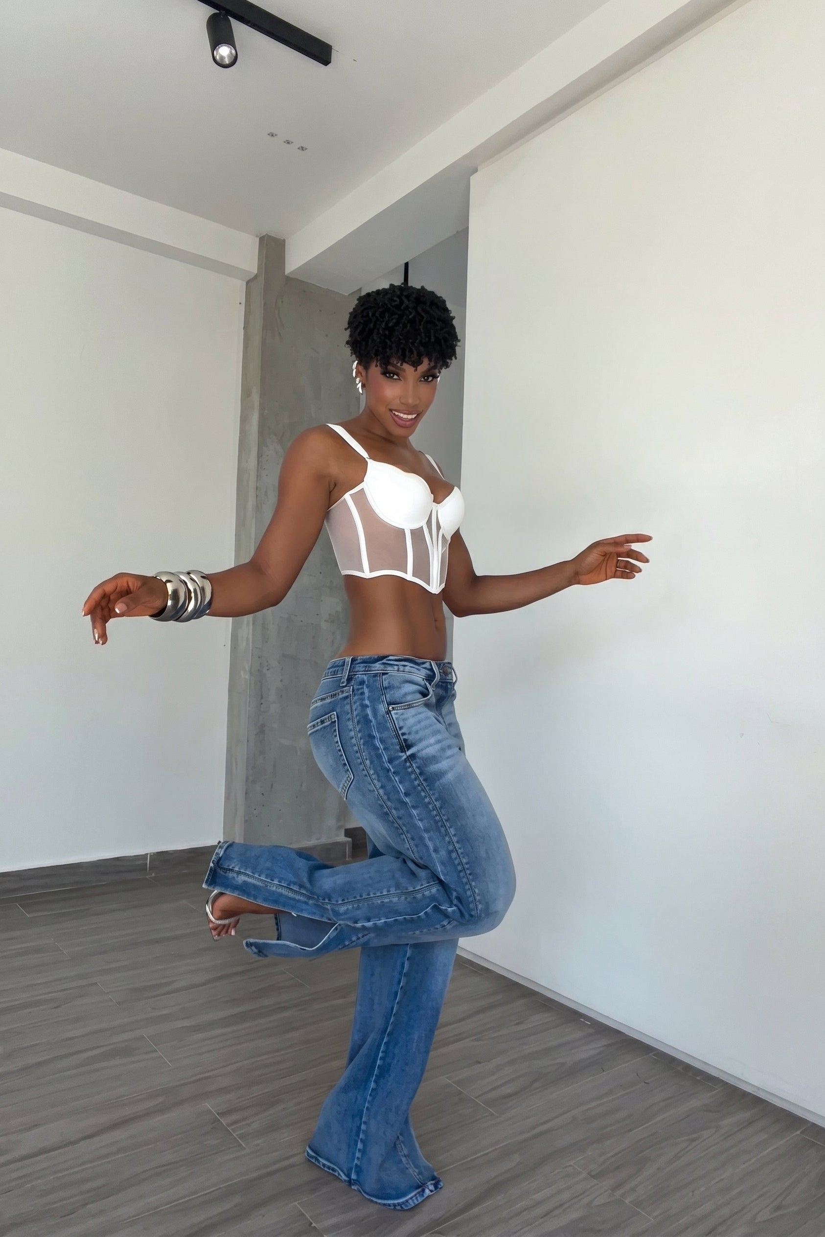 Front Slit Wide-Leg Jeans | Effortless High-Rise Denim