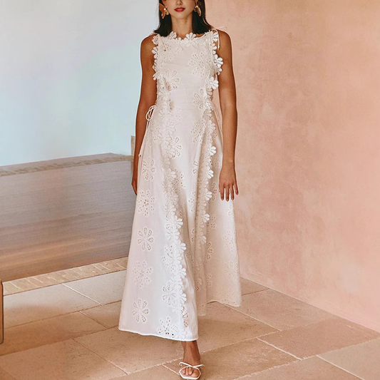 HOT SALE-Women's Lace Embroidery Sleeveless Maxi Dress
