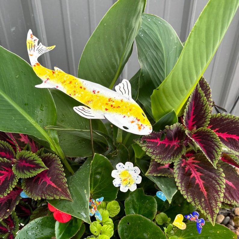 Metal Koi Garden Pile Courtyard Lawn Decor Art