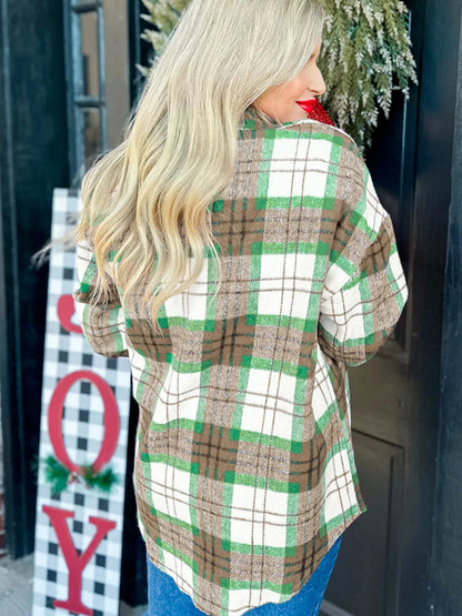 Women's Christmas plaid flannel shirt jacket with pockets