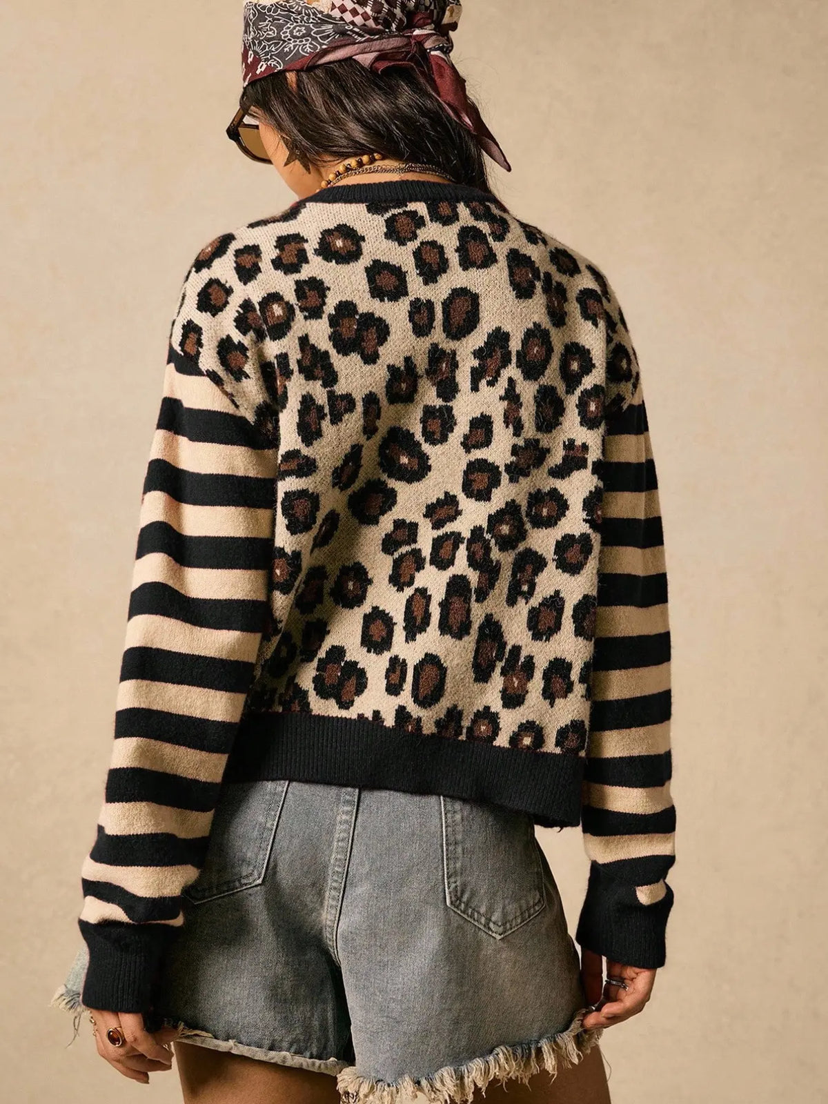 Elegant Women's Leopard Print Striped Knit Knitting