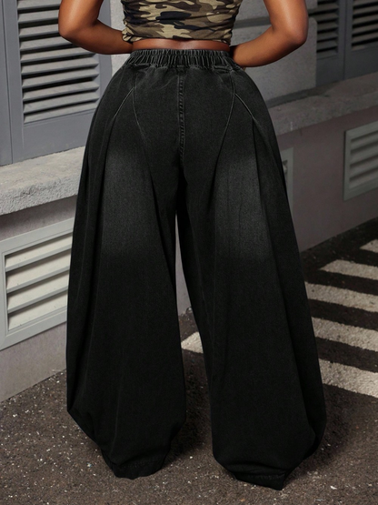 Wide Leg Pleated Denim Jeans
