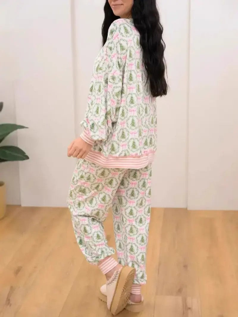 Women's Cute Holiday‑Print Pajama Set